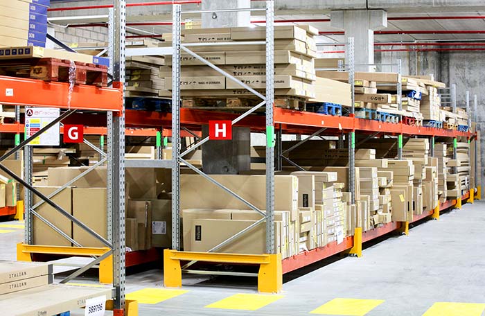 Viento Comunismo Vaca Conforama se alía con AR Racking para equipar su nuevo almacén de 3.500 m2  | AR Racking